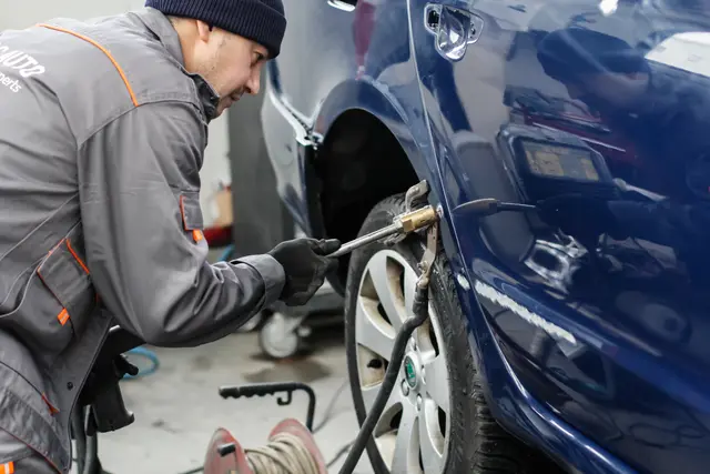 Importanta lucrarilor preventive de tinichigerie auto